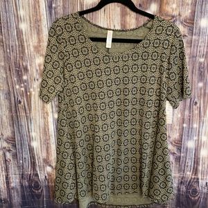 NWT Lularoe perfect tee size XS